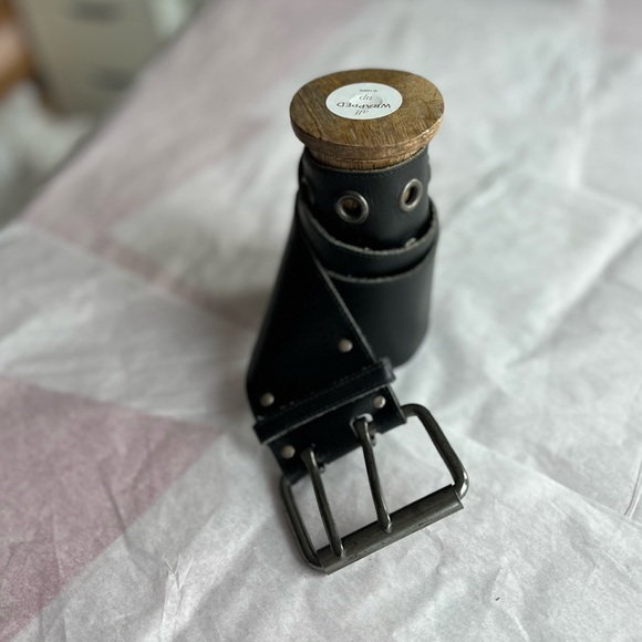 VTG 80s belt 35” black leather double loop silver big buckle waist - Picture 7 of 12